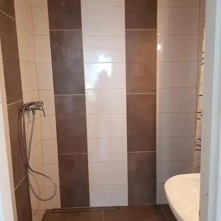 - Traumhafter Seeblick Апартаменты Плён